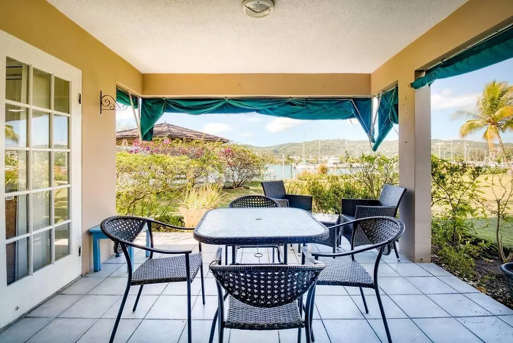 Oceanfront Two Bedroom Suite - Amazing Ocean Views Montego Bay