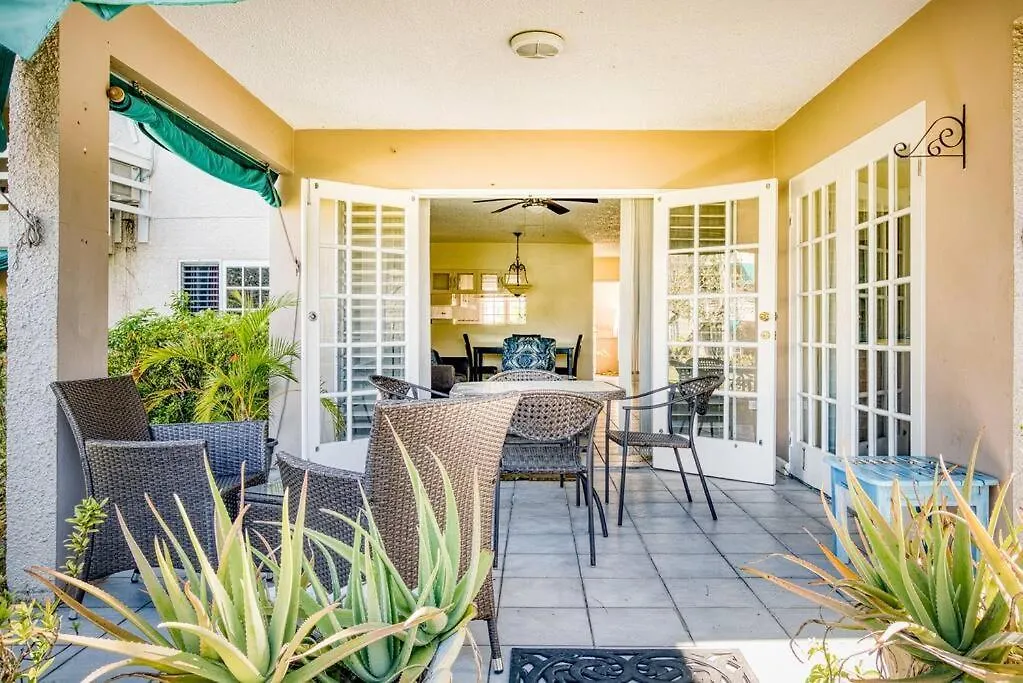 Oceanfront Two Bedroom Suite - Amazing Ocean Views Montego Bay 0*,